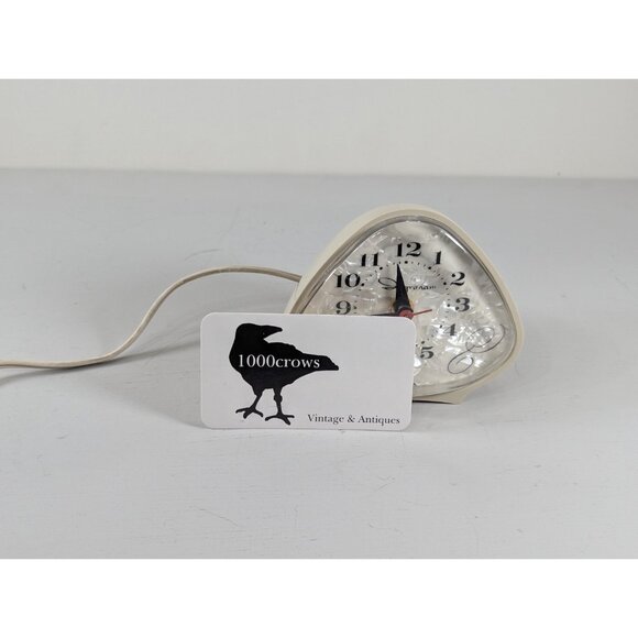 Vintage 1950s Triangular Ingraham electric analogue alarm clock (wired) White - Picture 12 of 12